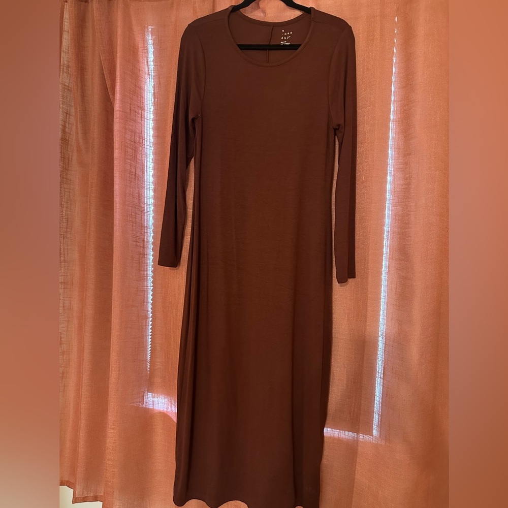 Elegant Maroon  Long Sleeve Dress